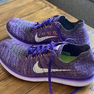 Nike Women’s Free Rn Flyknit running shoes
